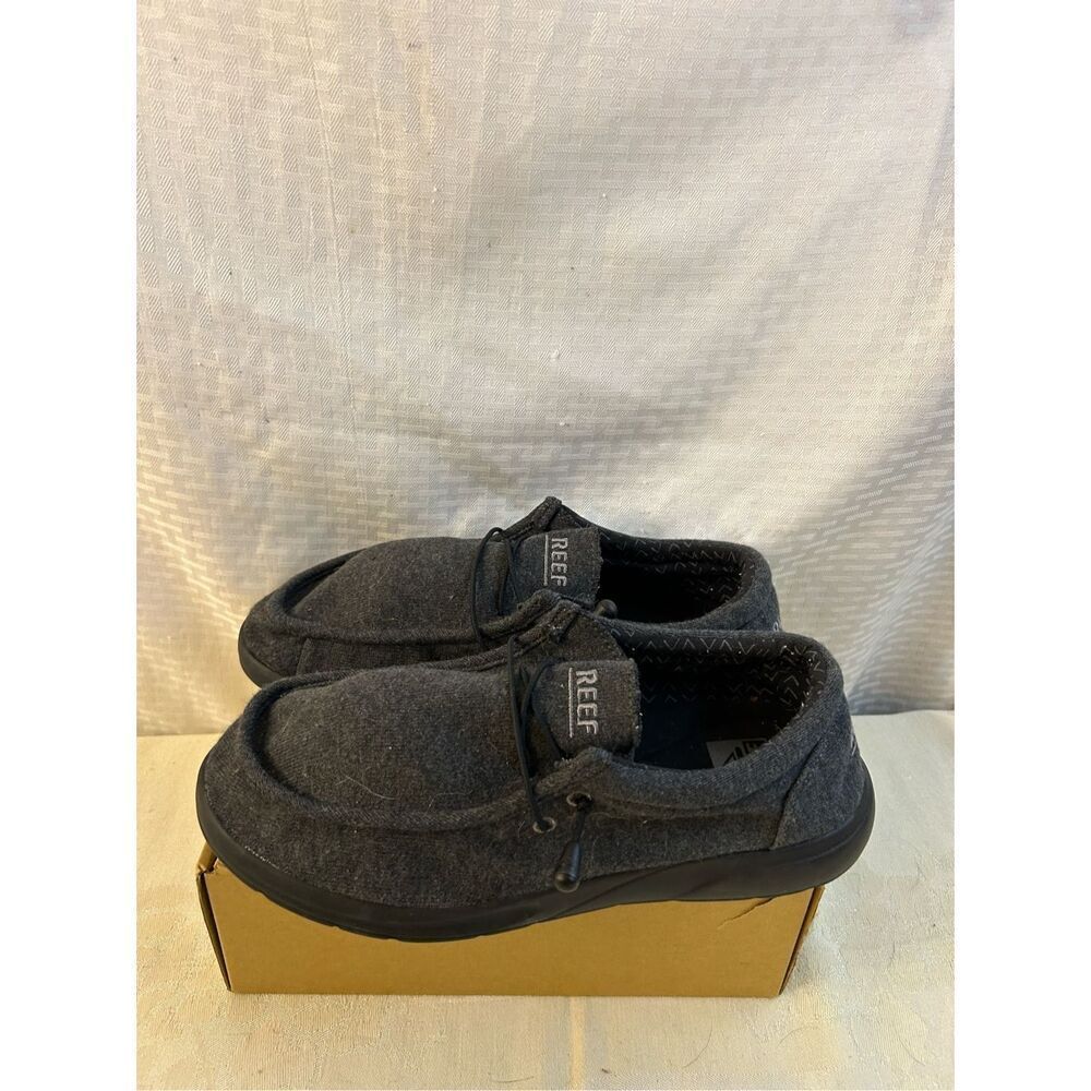 Reef breakwater? cushion coast fleece loafers laces 11.5‎ gray